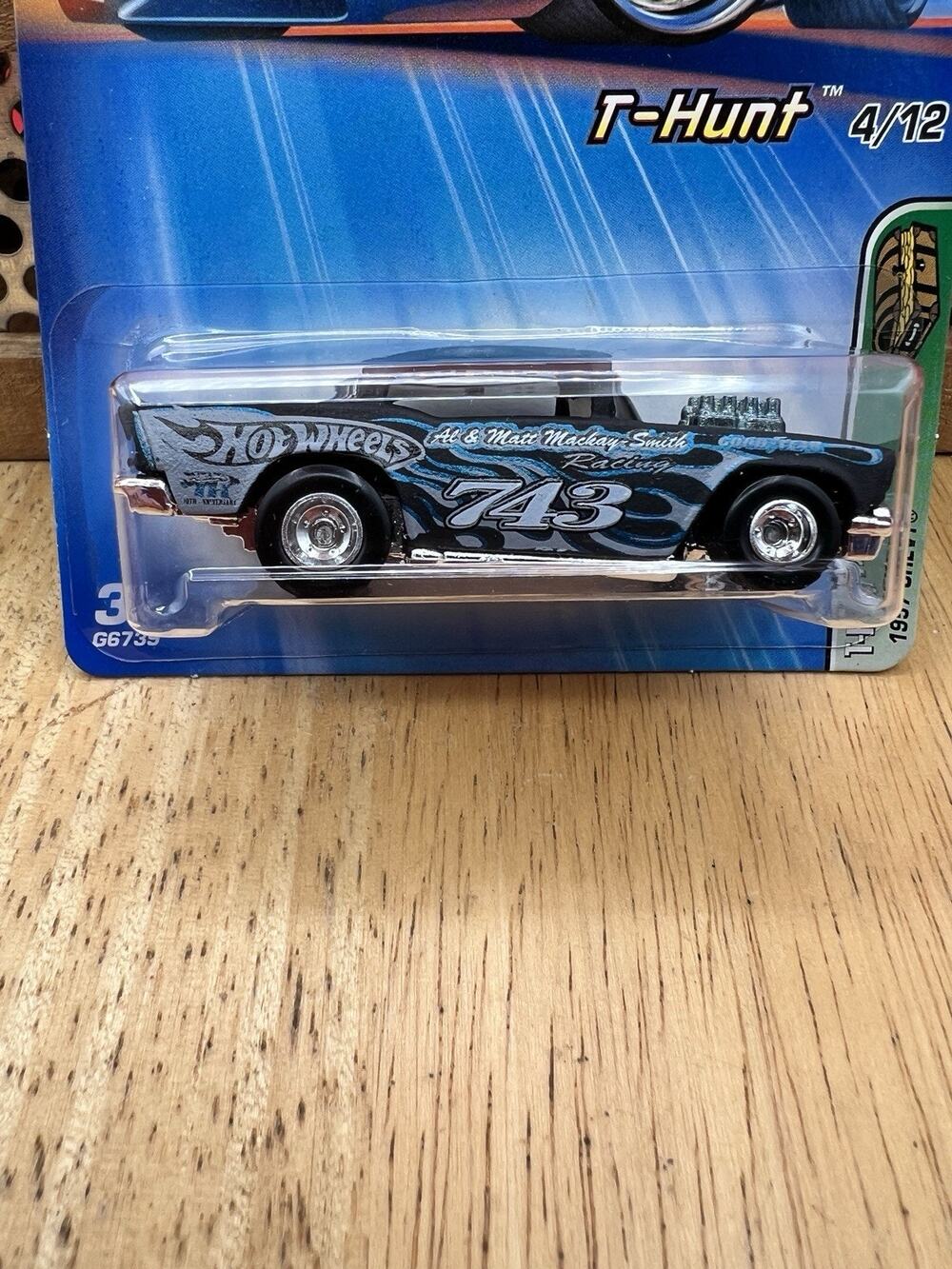 2005 Hot wheels Treasure Hunt 1957 Chevy 4/12 Black Wheels In A Protector 🛞